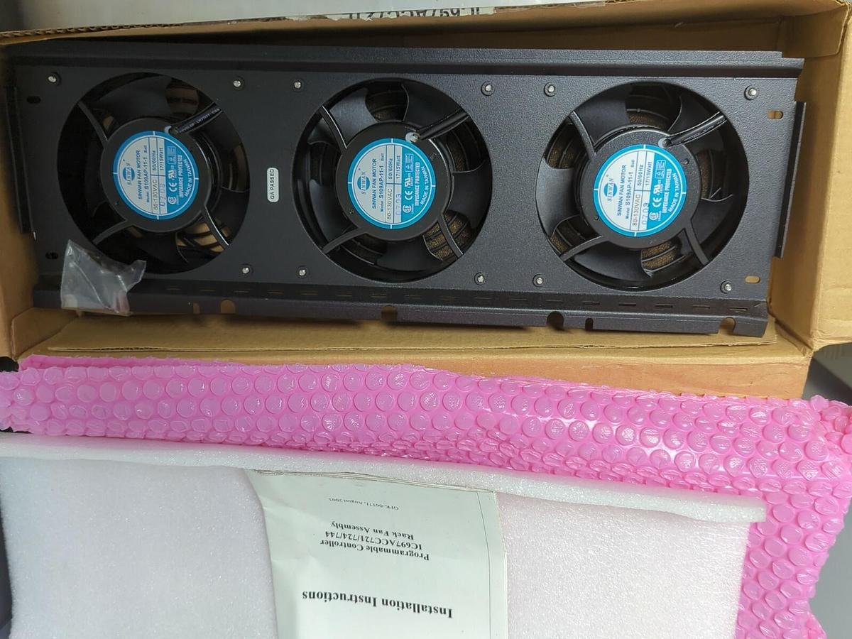 GE FANUC,IC697ACC721E,RACK FAN ASSEMBLY 120VAC NOS