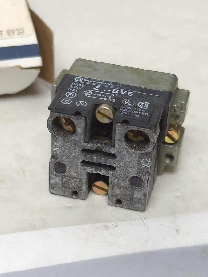 TELEMECANIQUE,ZB2-BV6,LIGHT MODULE NOS