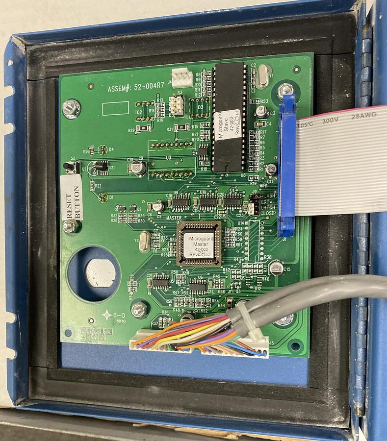 Used Pinnacle Microguard,MG-08-0F-30-PT,Emitter Receiver