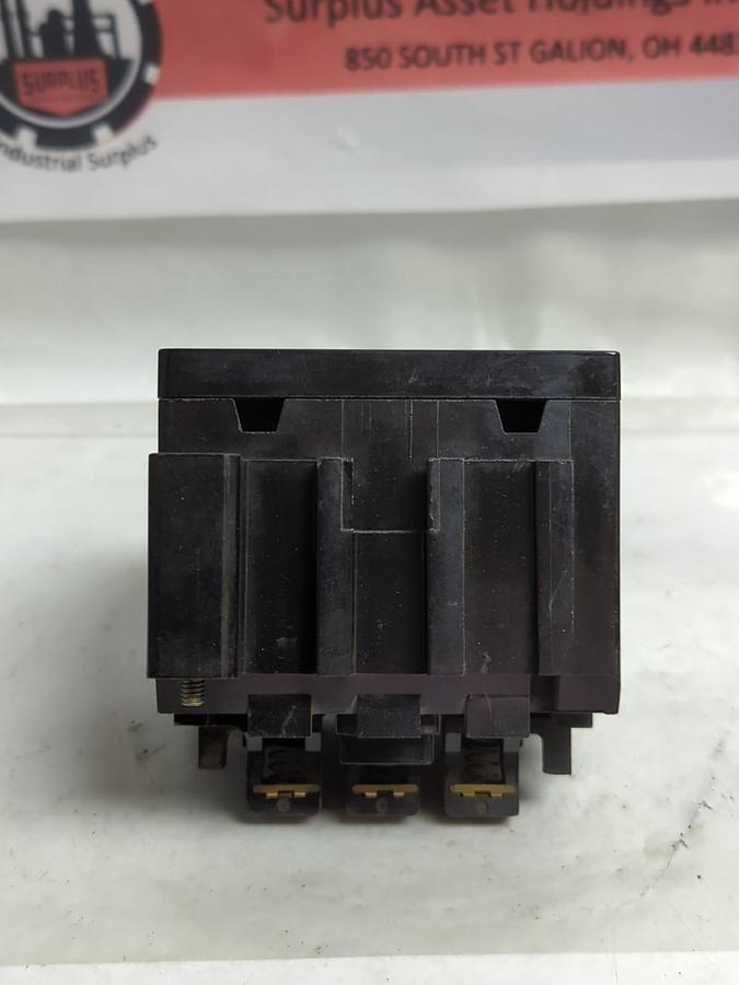 Used SQUARE D,8536-SCG3,CONTACTOR SERIES A SIZE 1 PRE-OWNED