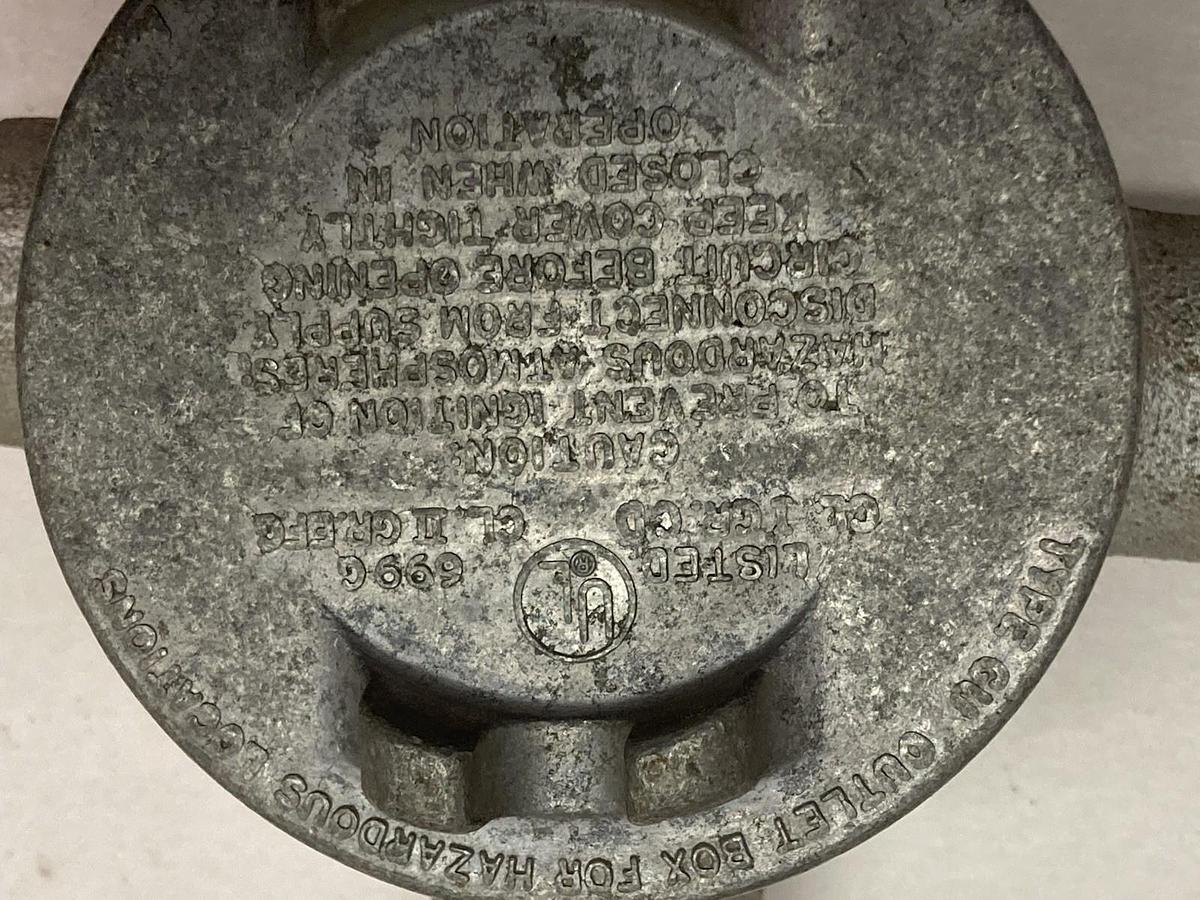 Used United Electric,699G,Type CU Outlet Enclosure