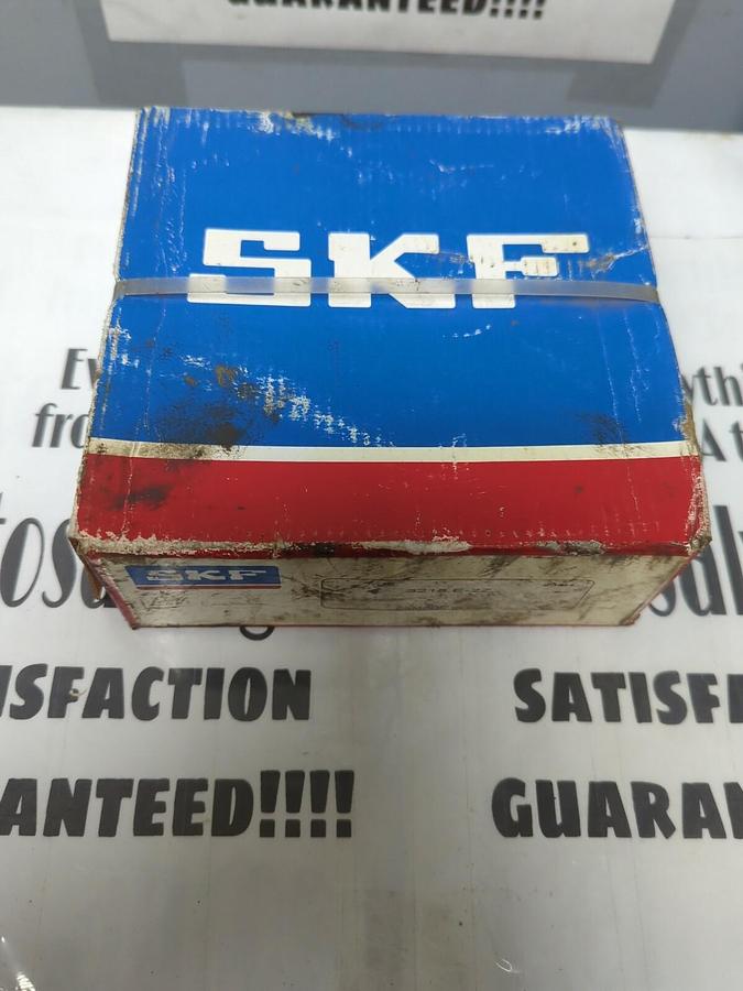 SKF,3218 E-2Z,ANGULAR CONTACT BEARING 90MM BORE 160MM OD NOS