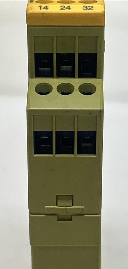 Used PILZ,P2HZ-X3-24VDC-2N/O-1N/C,SAFETY RELAY
