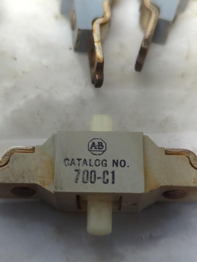 Used ALLEN BRADLEY,700-C1,CONTACT CARTRIDGE LOTOF 23 PRE-OWNED