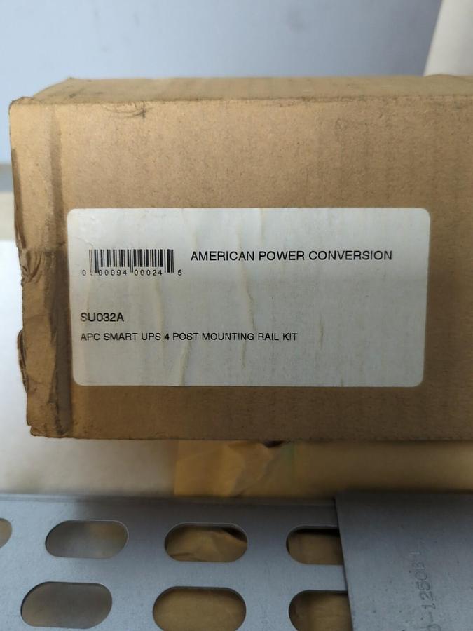AMERICAN POWER CONVERSION,SUO32A,APC SMART UPS 4 POST MOUNTING RAIL KIT NEW