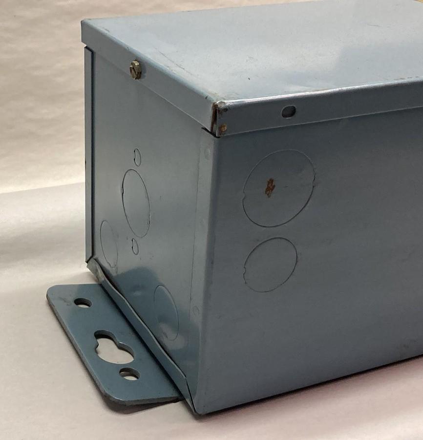 Used H.I.D.,337-1360,Indoor Constant Wattage Auto-Transformer