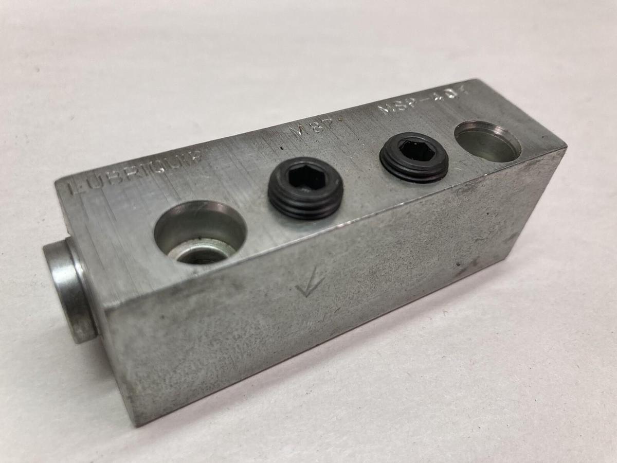 Used Graco Lubriquip,MSP-40T,Modular Divider Valve Block