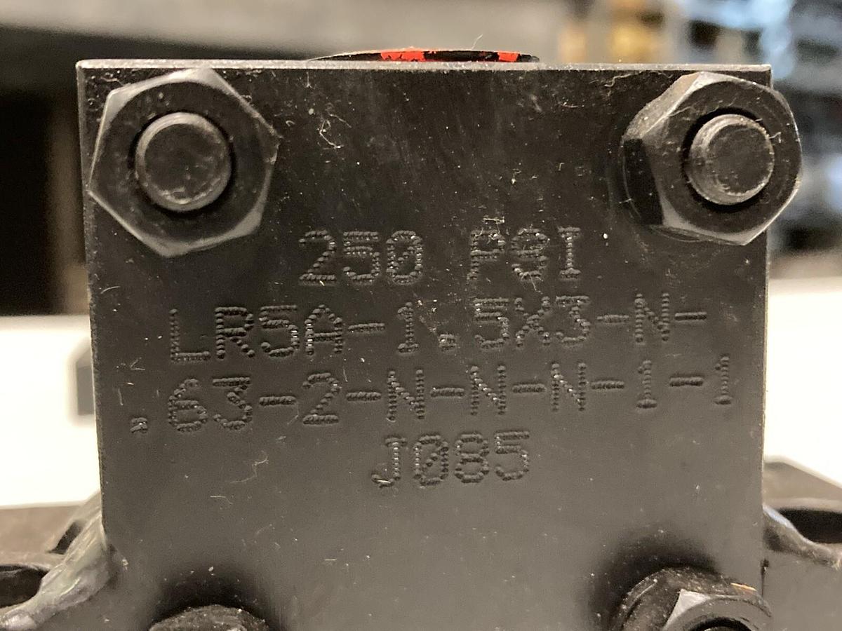 Used Hydro-Line,LR5A-1.5X3-N-0.63-2-N-N-N-1-1,Cylinder