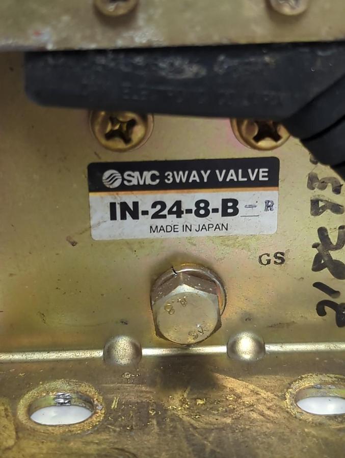 Used SMC,XT14-145-W/IN-24-8-B-R,CHECK VALVE ASSEMBLY PRE-OWNED