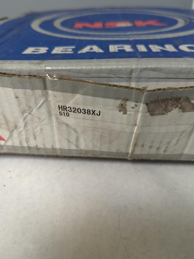 NSK,HR32036XJ,TAPERED ROLLER BEARING FULL ASSEMBLY 180X280X64MM NOS
