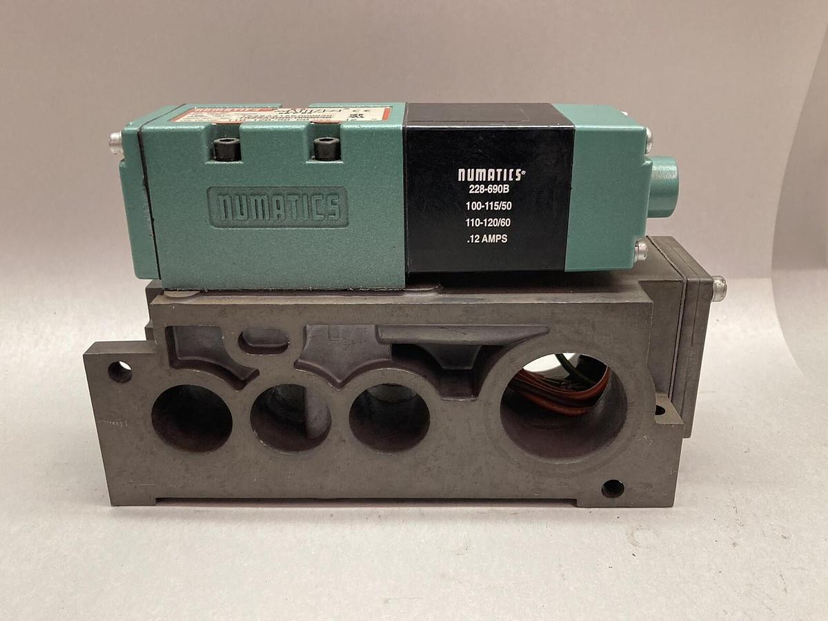 Used Numatics,153SA415K000030,Solenoid Valve 110-120V 50/60HZ