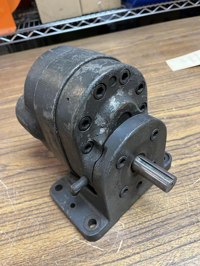 Used VICKERS,M2B-40-FT,HYDRAULIC VANE PUMP