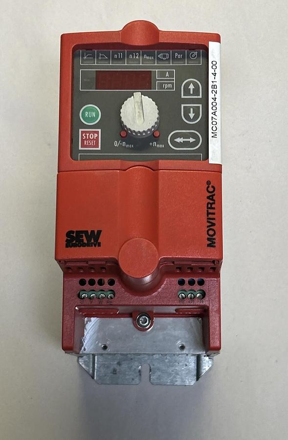 Used SEW EURODRIVE,MC07A004-2B1-4-00,AC DRIVE INVERTER