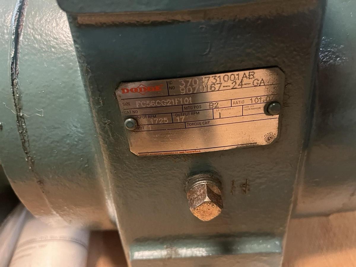 DODGE,FC56CG21F101,GEARMOTOR RATIO 101 17 RPM MOTOR 1HP 1725RPM