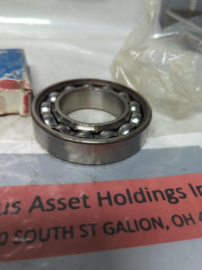 SKF,209,DEEP GROOVE BALL BEARING NOS