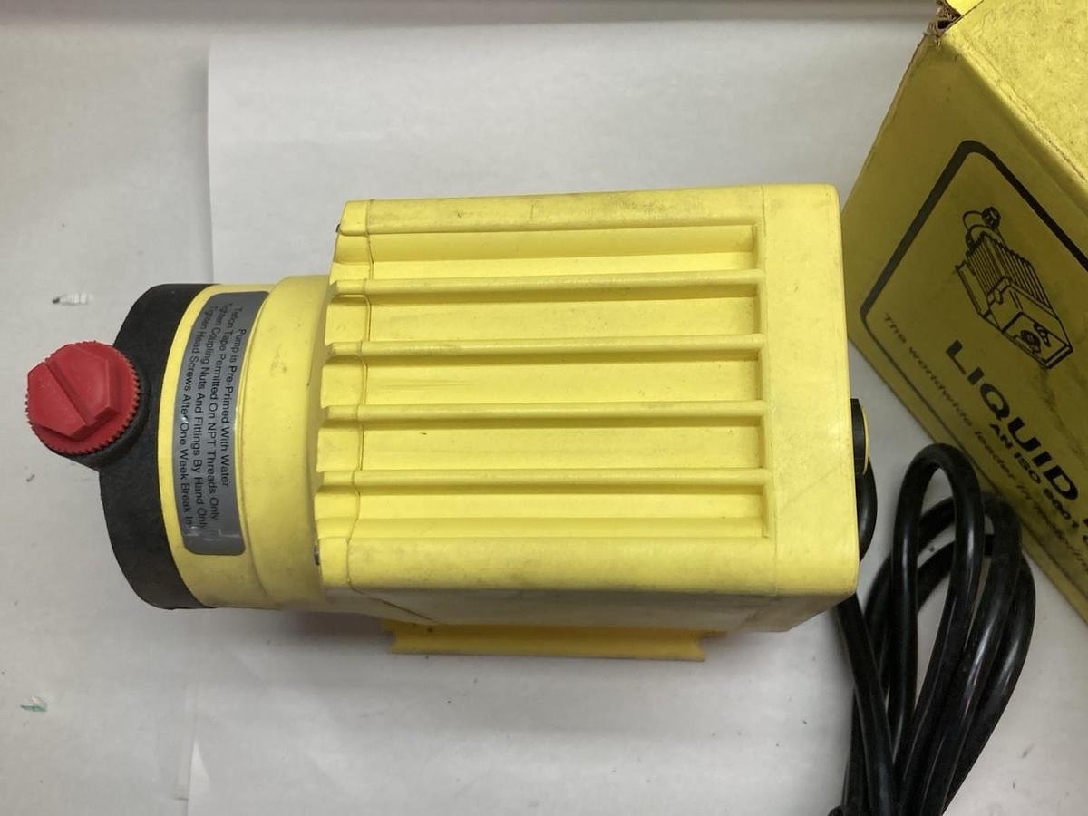 Milton Roy,P121-352SI,Liquipro Metering Pump