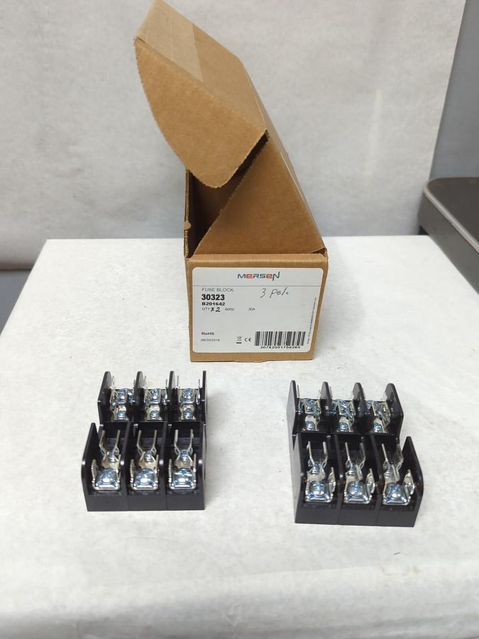 MERSEN,30323,FUSE BLOCK/HOLDER 600V 30A 3-POLE LOT OF 2 NOS