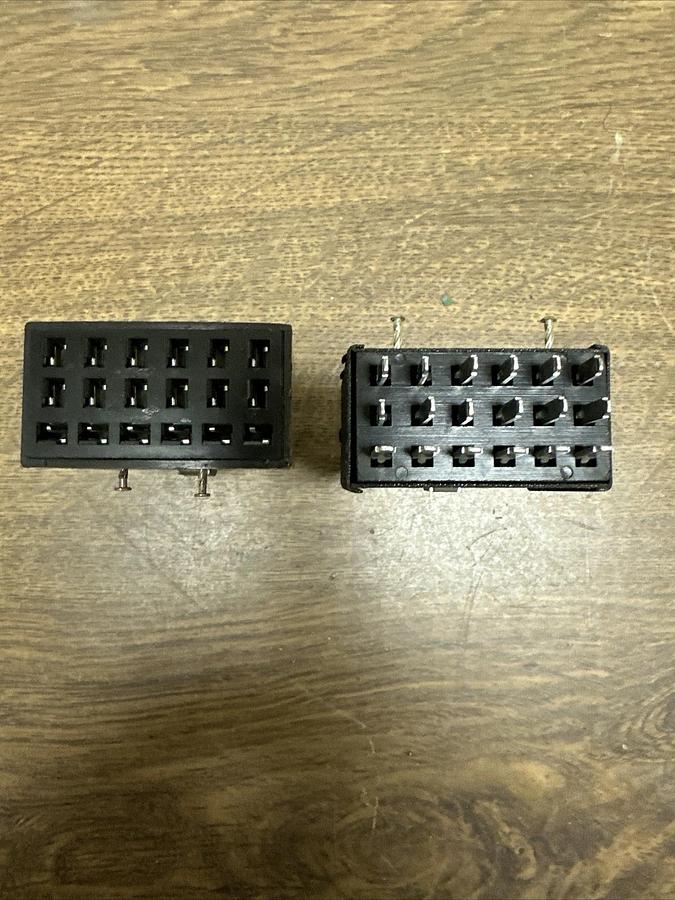 Beau,3318,18 Pin Connector 2 Pc. MaleFemale