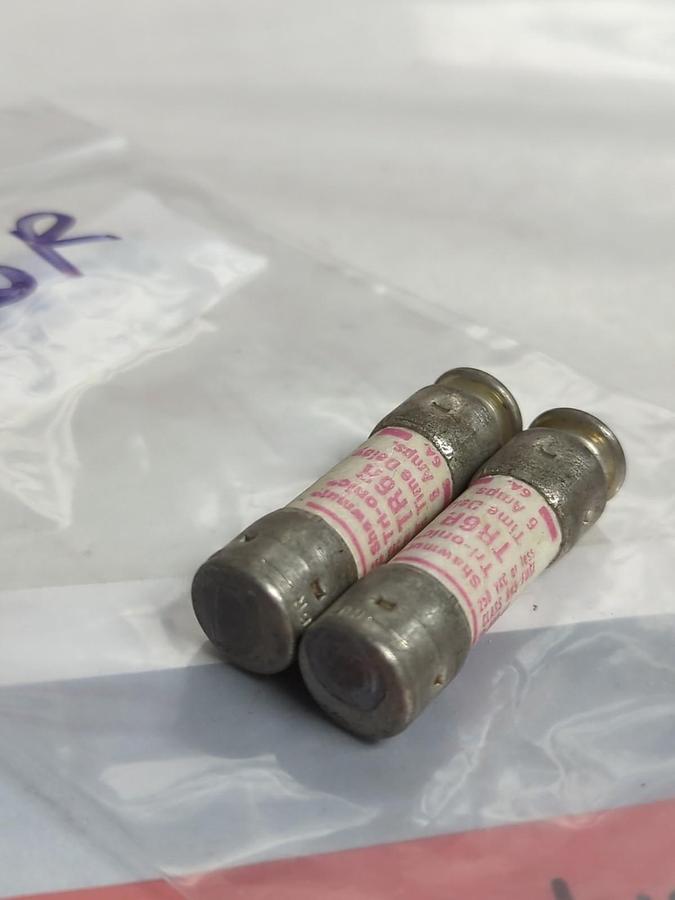 Used GOULD SHAWMUT,TR-6R,TRI-ONIC 6 AMP FUSE LOT OF 2 PRE-OWNED