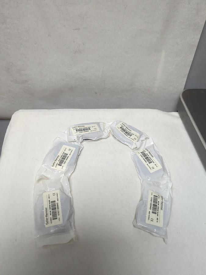 CUTLER-HAMMER,E22B11,CONTACT BLOCK SERIES A1 LOT OF 6 NEW