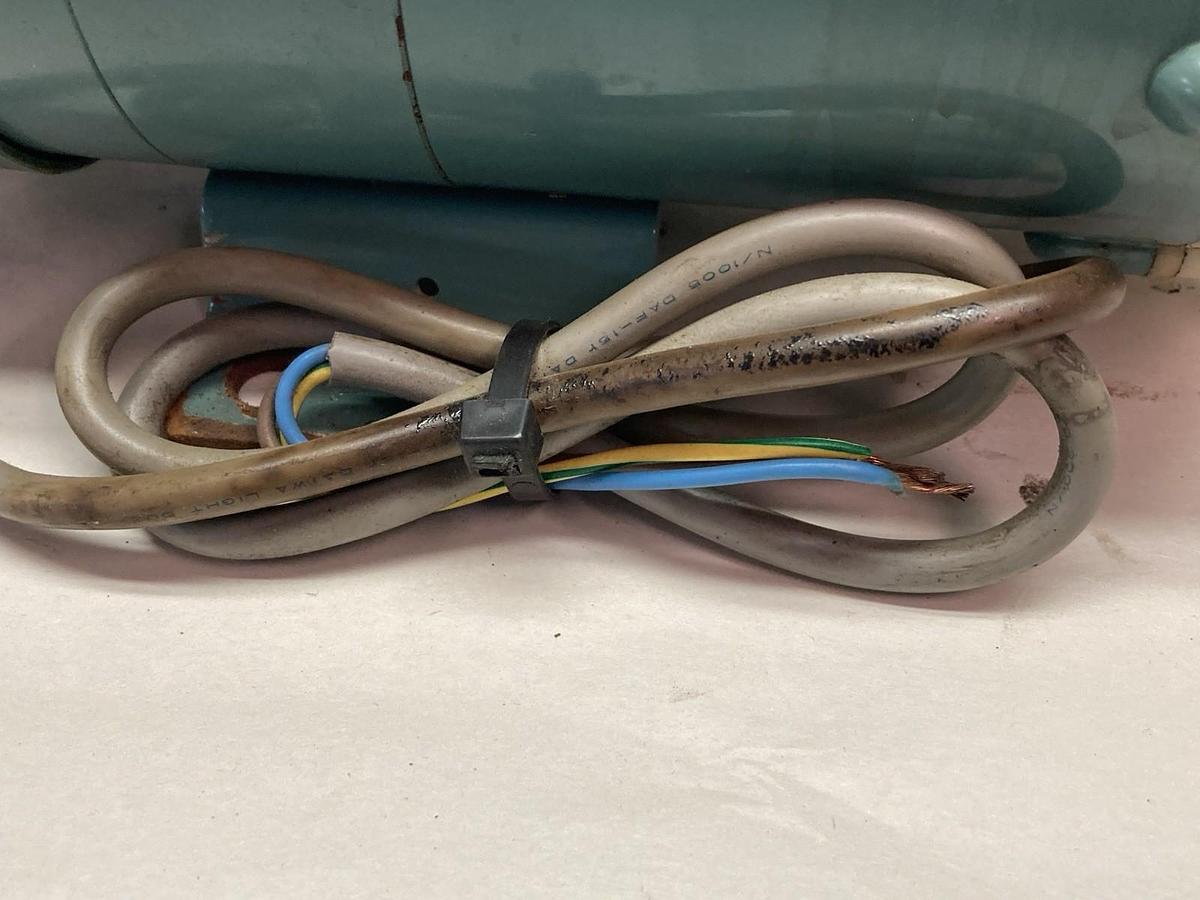 Used Iwaki,Model MD-3CRZ,2-Pole Magnet Pump 220/240V 50/60Hz 0.5A