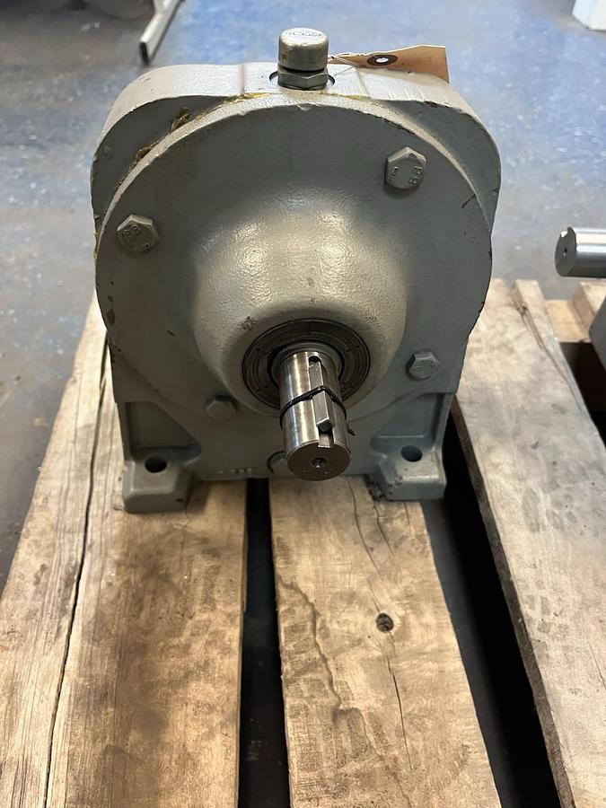 Used BROWNING POWERLINE,2301,GEAR REDUCER RATIO 22