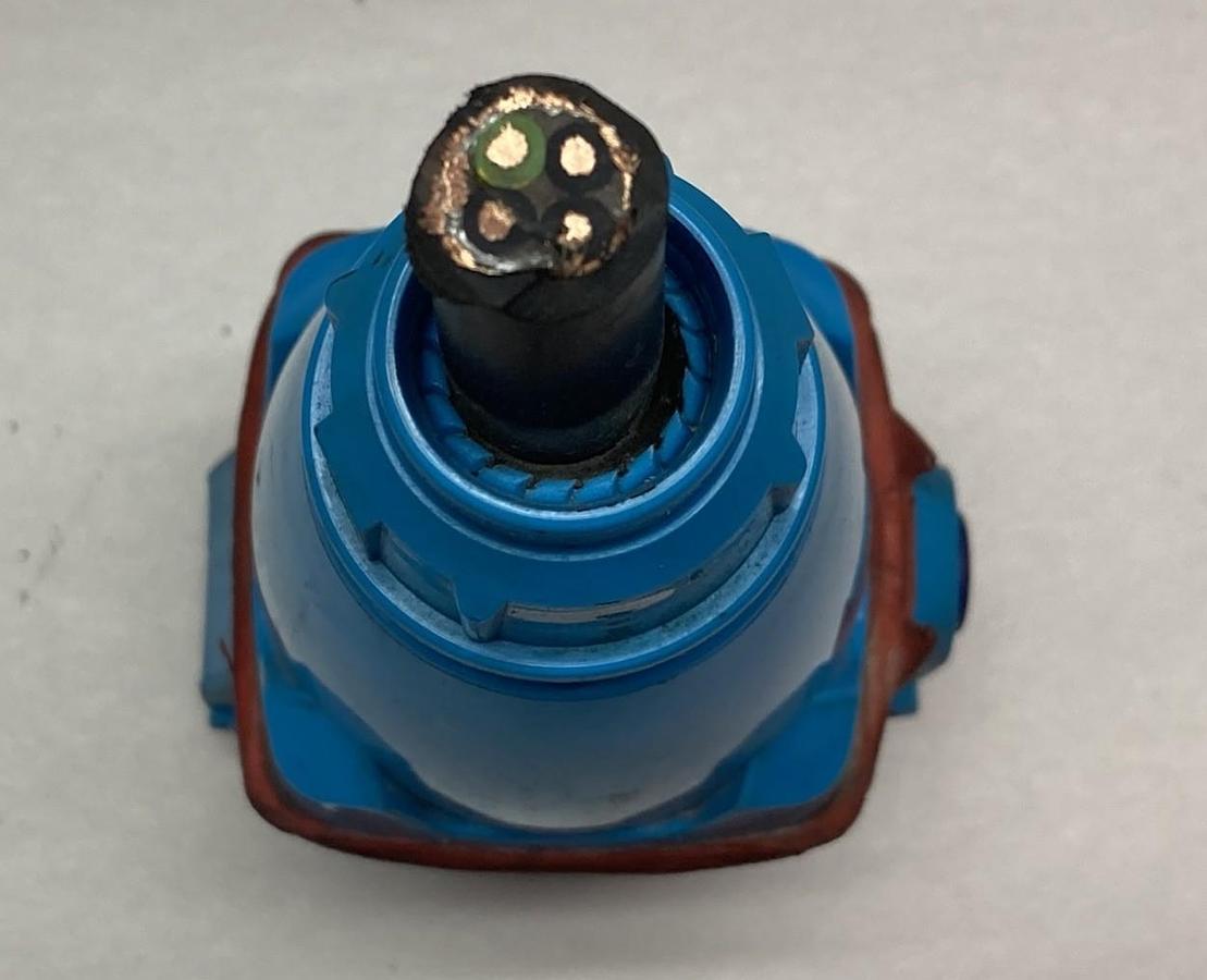 Used Marechal Meltric,DSN20 Type 4X,Inlet Plug 480VAC 20A