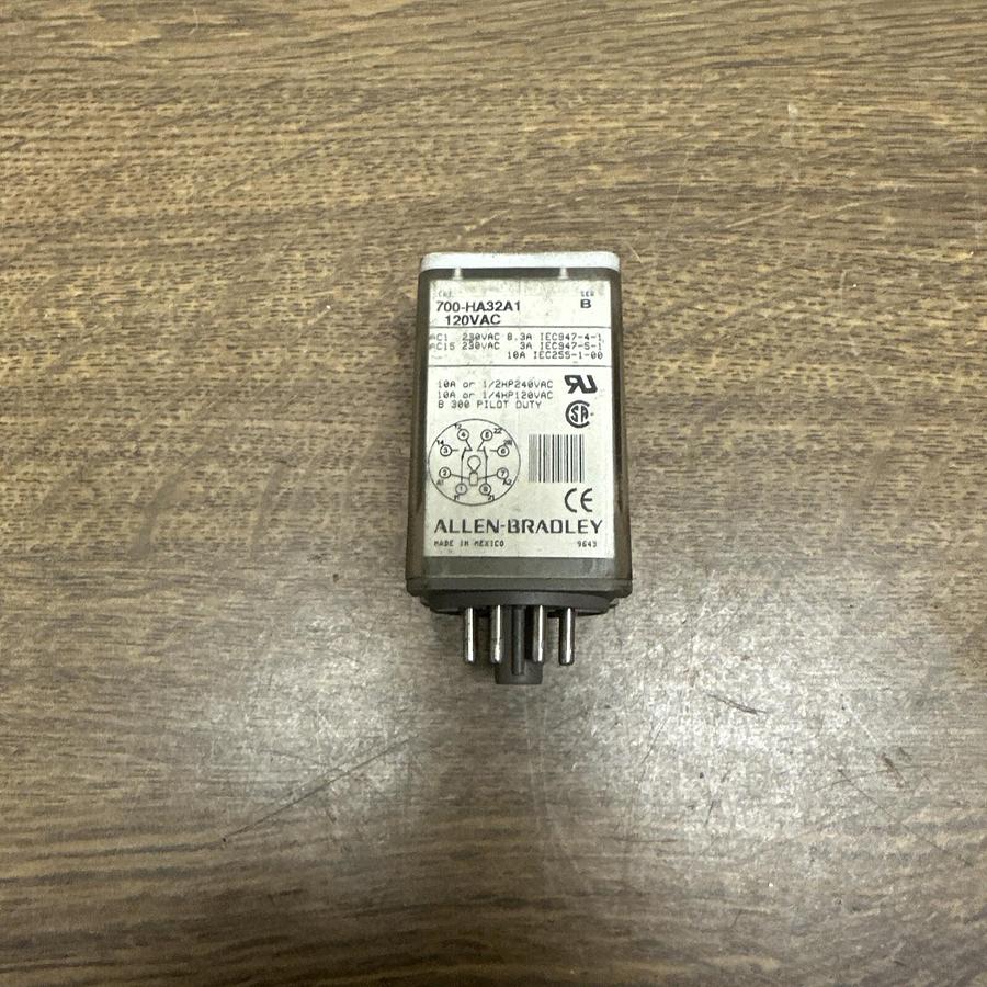 Used Allen Bradley,700HA32A1,120V Relay
