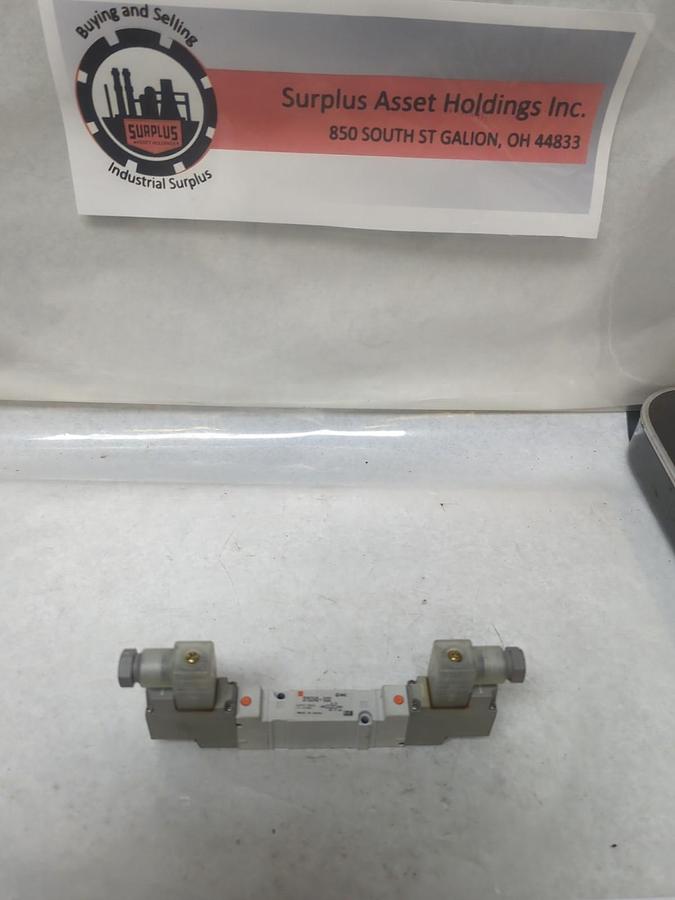 Used SMC,SY524-5DZ,SOLENOID VALVE 0.1-0.7 MPa PRE-OWNED