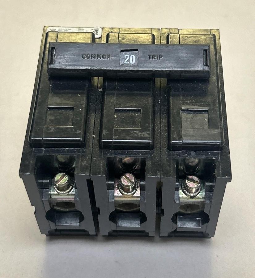 Used CUTLER-HAMMER,BAB3020H,CIRCUIT BREAKER 20A 240V 3P