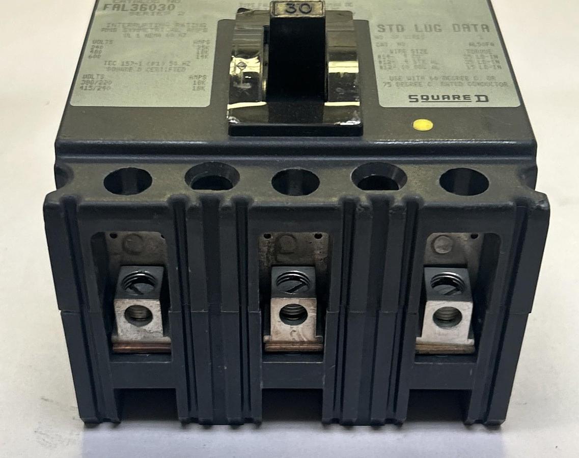 Used SQUARE D,FAL36030,CIRCUIT BREAKER 30A 600V 3P