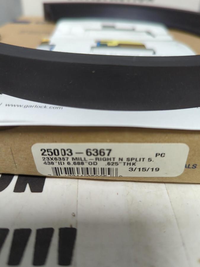 GARLOCK KLOZURE,25003-6367,OIL SEAL 23X6357  NOS