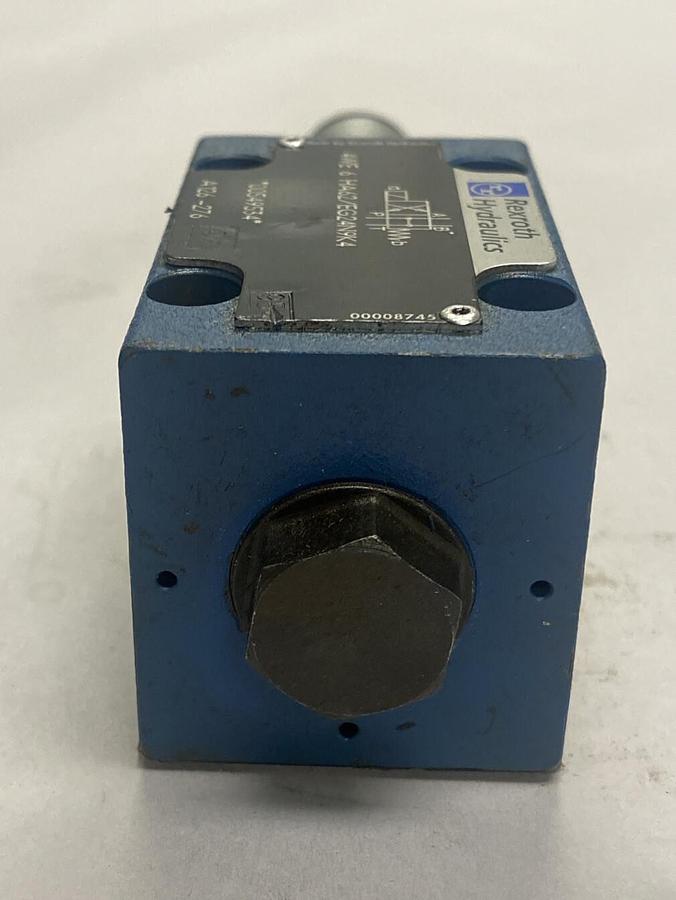 Used REXROTH,4WE6HA62/EG24N9K4,HYDRAULIC DIRECTIONAL CONTROL VALVE