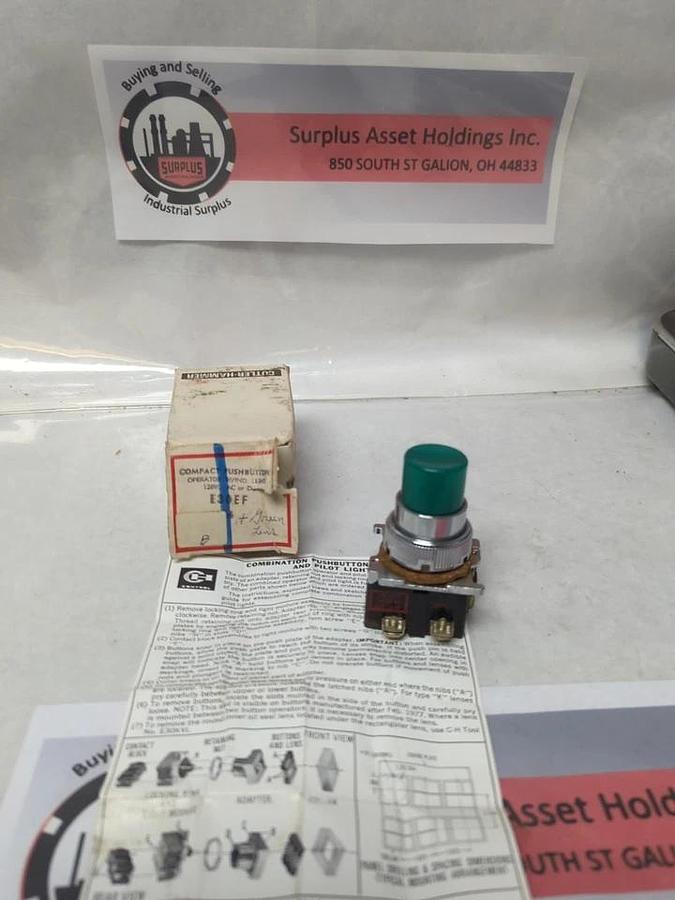 CUTLER-HAMMER,E30EF,COMPACT PUSH BUTTON GREEN NOS