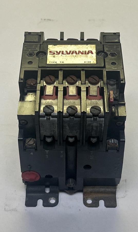 Used SYLVANIA,T13U031,SIZE ONE CONTACTOR 27A 600V