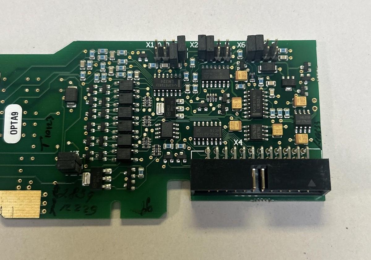 Used VACON,CM070301,DRIVER FREQUENCY CONVERTER PC BOARD