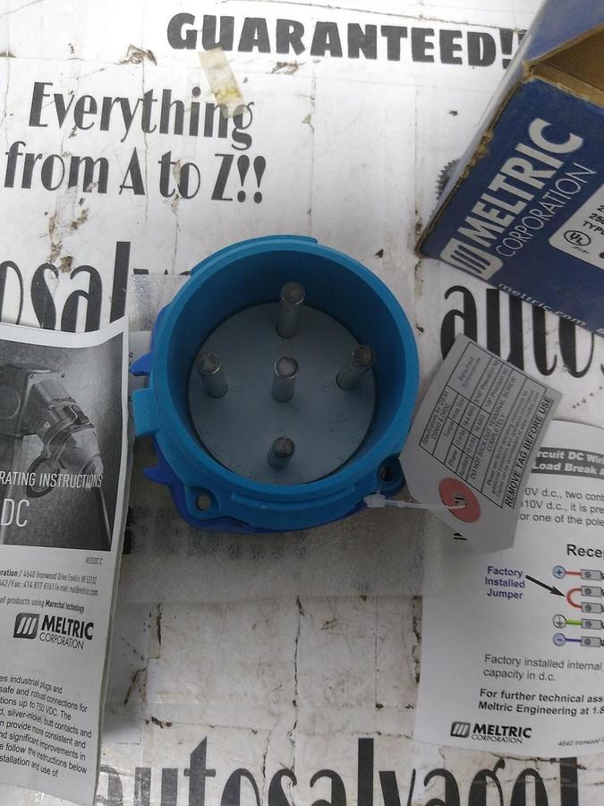 MELTRIC,33-3820P,INLET/PLUG DSDC3 30A 2P+2P+G 250VDC TYPE 3R  NOS