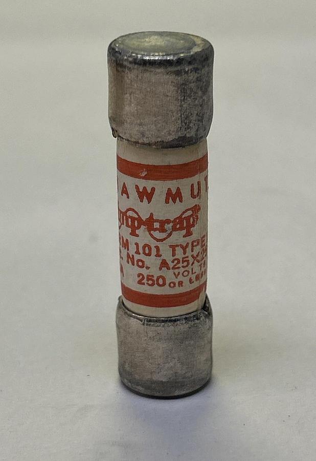 MERSEN,A25X25,FUSE 25A 250V LOT OF 10 NOS