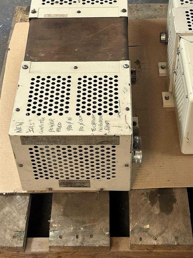 Used SOLA,63-23-250-8,MINI/MICRO COMPUTER REGULATOR TRANSFORMER 5000VA