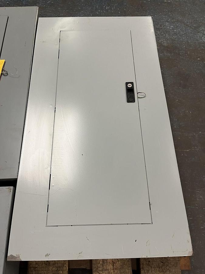 GE,AEU3182RCXAXT1,PANELBOARD 225AMPS 480Y 277V 3PH 4W
