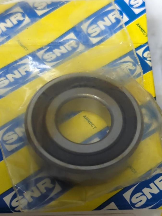 SNR,R10EE,SINGLE ROW BALL BEARING 17MMX35MMX9MM LOT OF 3 NOS