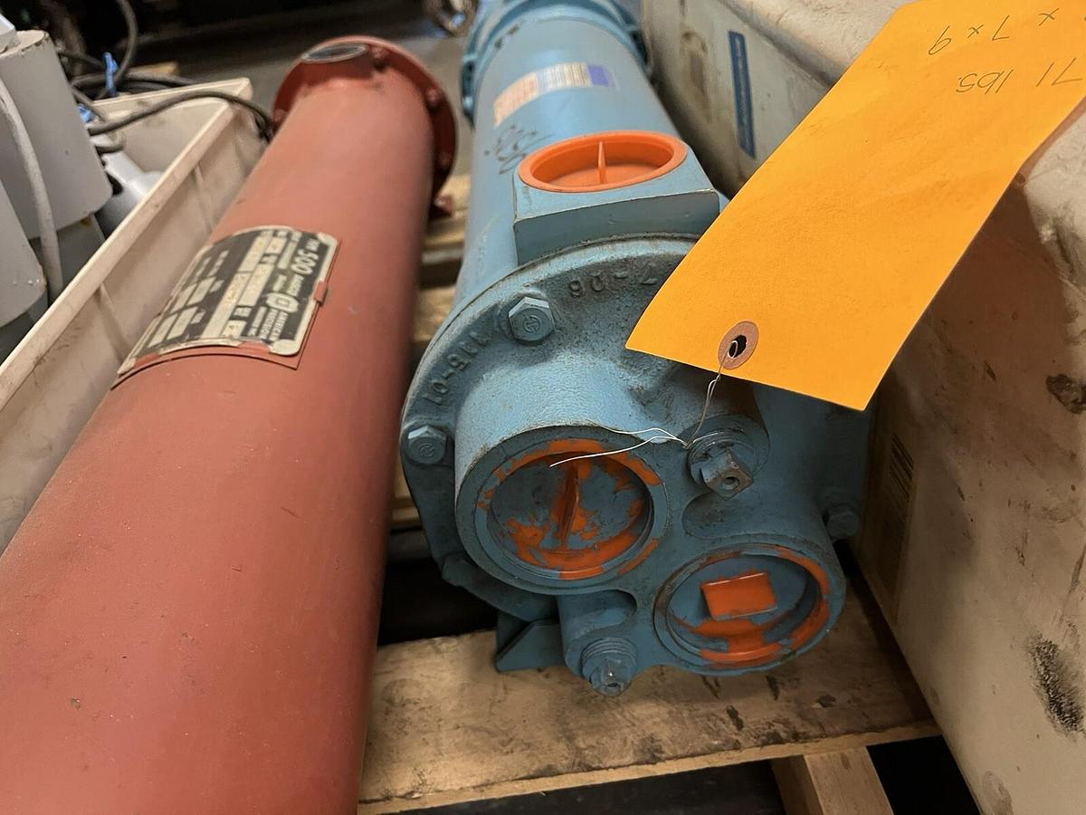 Used AMERICAN STANDARD,5-030-06-024-003,BCF 2 PASS TUBE HEAT EXCHANGER SHAFT dia 6"