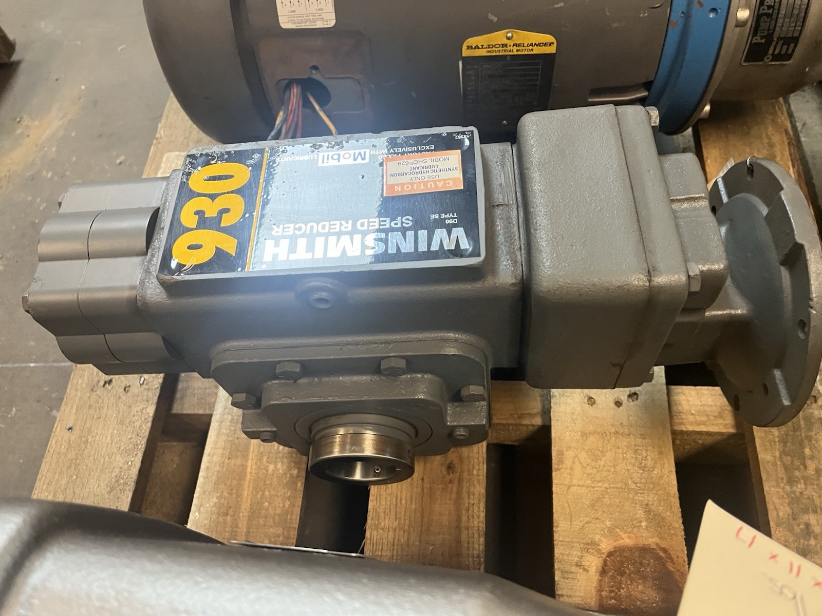 WINSMITH,930MDSNXE,GEAR REDUCER RATIO 75 1.35HP INPUT 1750RPM