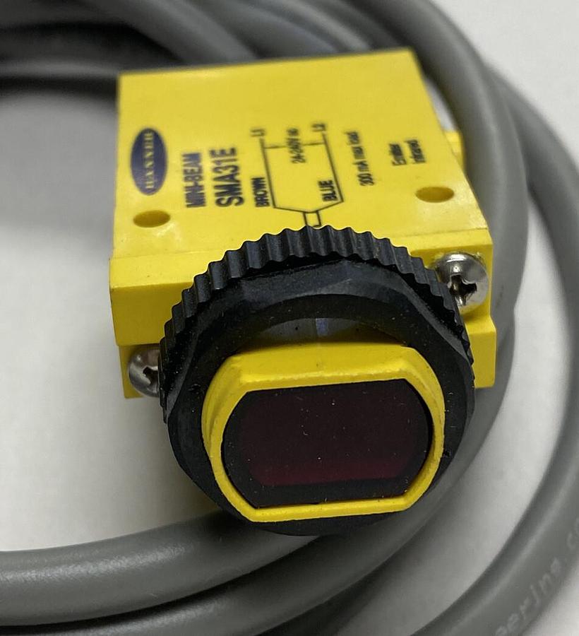 BANNER,SMA31E,PHOTOELECTRIC EMITTER SENSOR NEW NO BOX