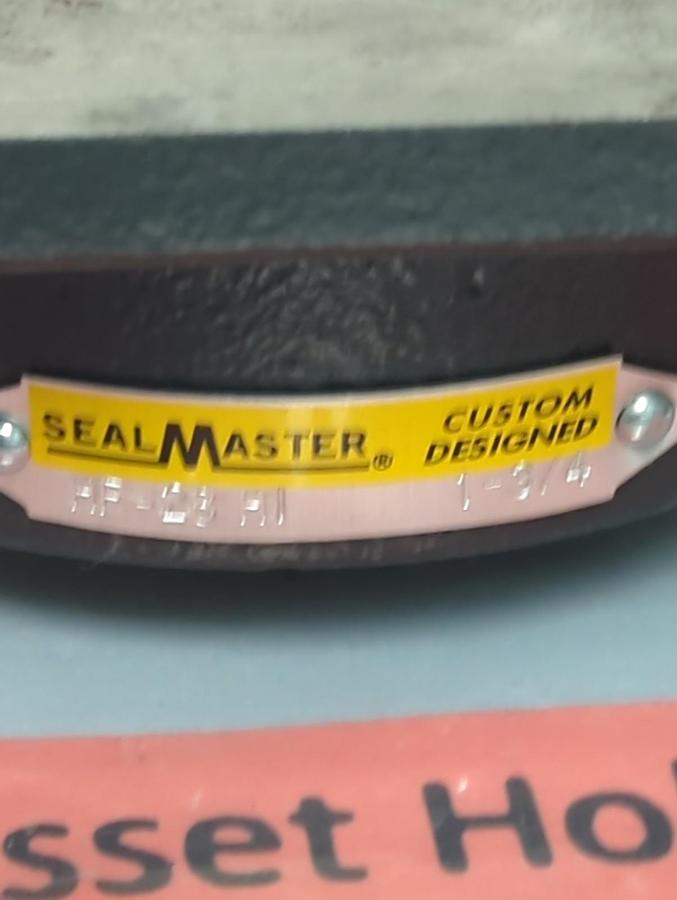 Used SEAL MASTER,F-508 HF-28,FLANGE BEARING 4-BOLT BASE 1-3/4 INCG BORE PRE-OWNED