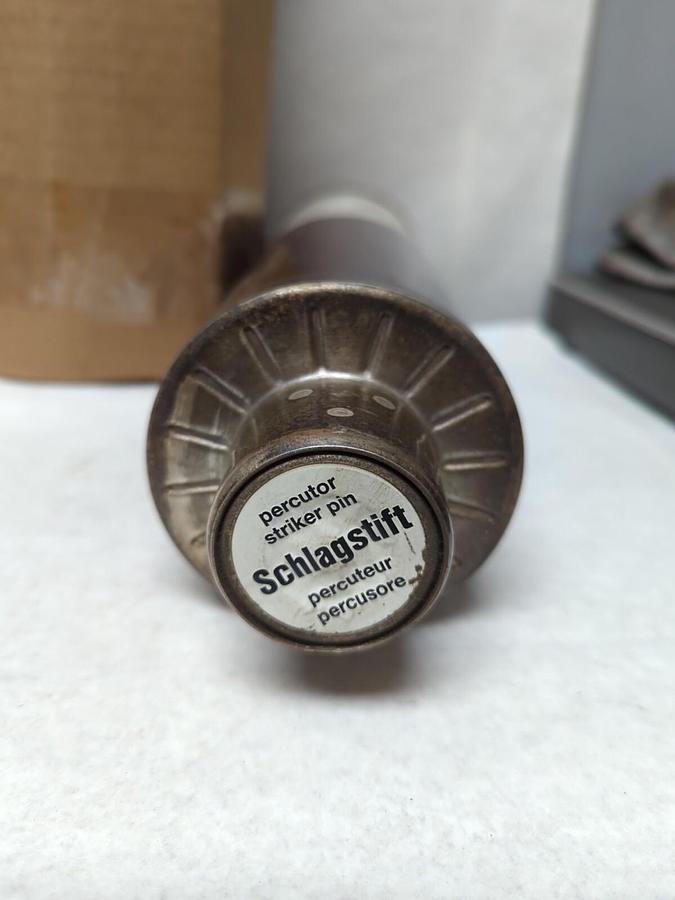 NORBERG INDUSTRIES,3002014.200,HIGH VOLTAGE FUSE 200 AMP NOS