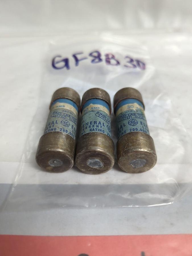 Used GE,GF8B30,FUSE 30 AMP LOT OF 3 PRE-OWNED