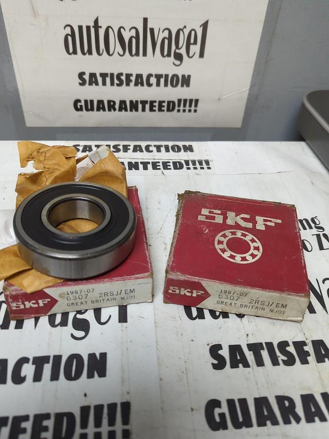 SKF,6307 2RS/JEM,RUBBER SEALED BALL BEARING LOT OF 2 NOS