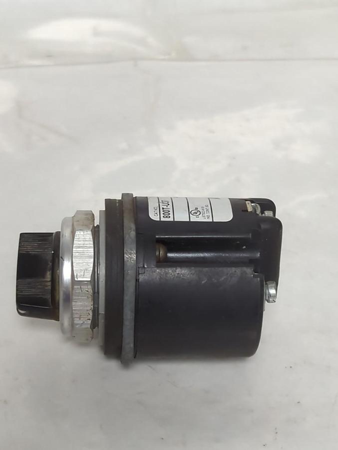 Used ALLEN BRADLEY,800T-U37,SERIES Q POTENTIOMETER 25K Ω PRE-OWNED