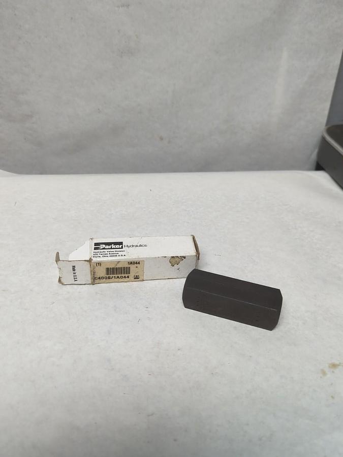 PARKER,C400S/1A044,HYDRAULIC VALVE 5000 PSI NOS